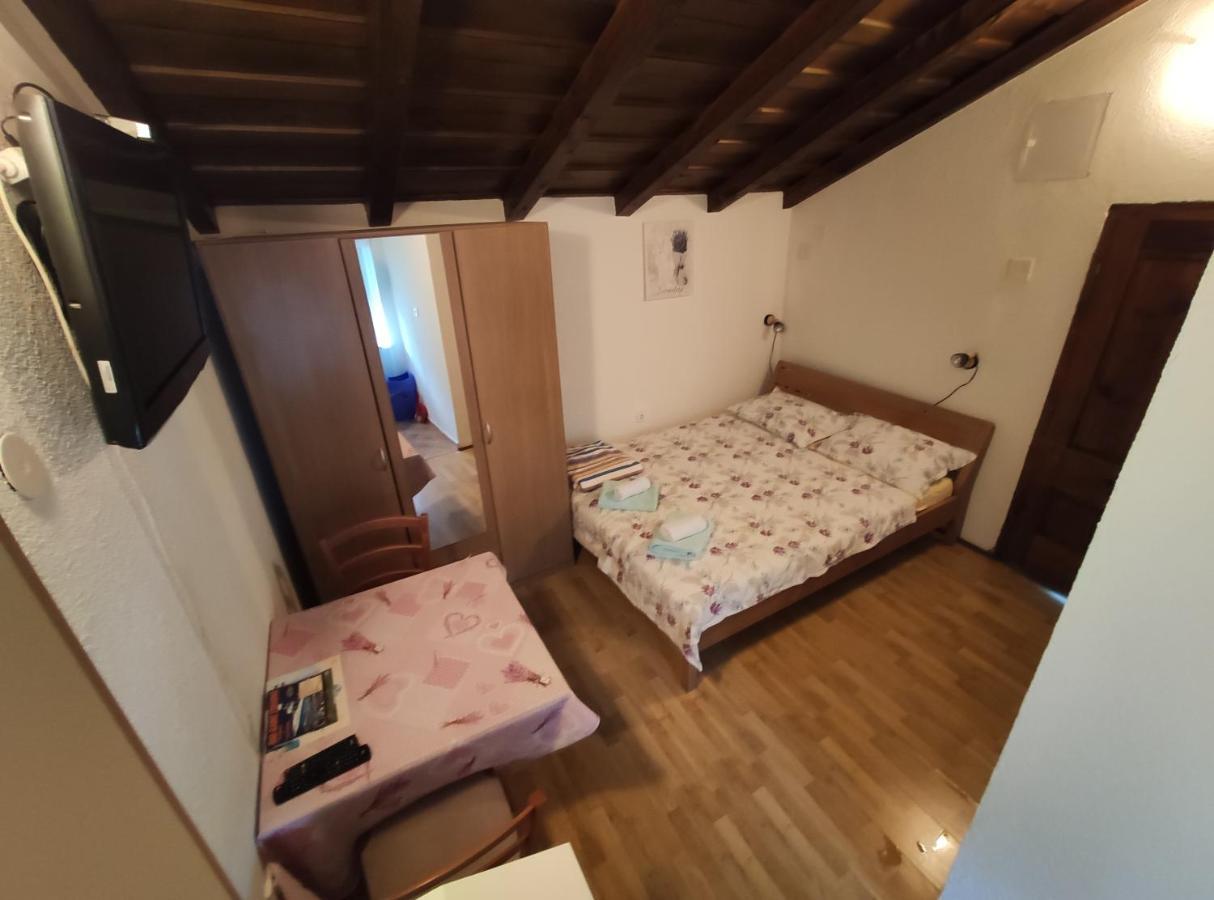 Apartments Vinetilia Мощеницька Драга Екстер'єр фото