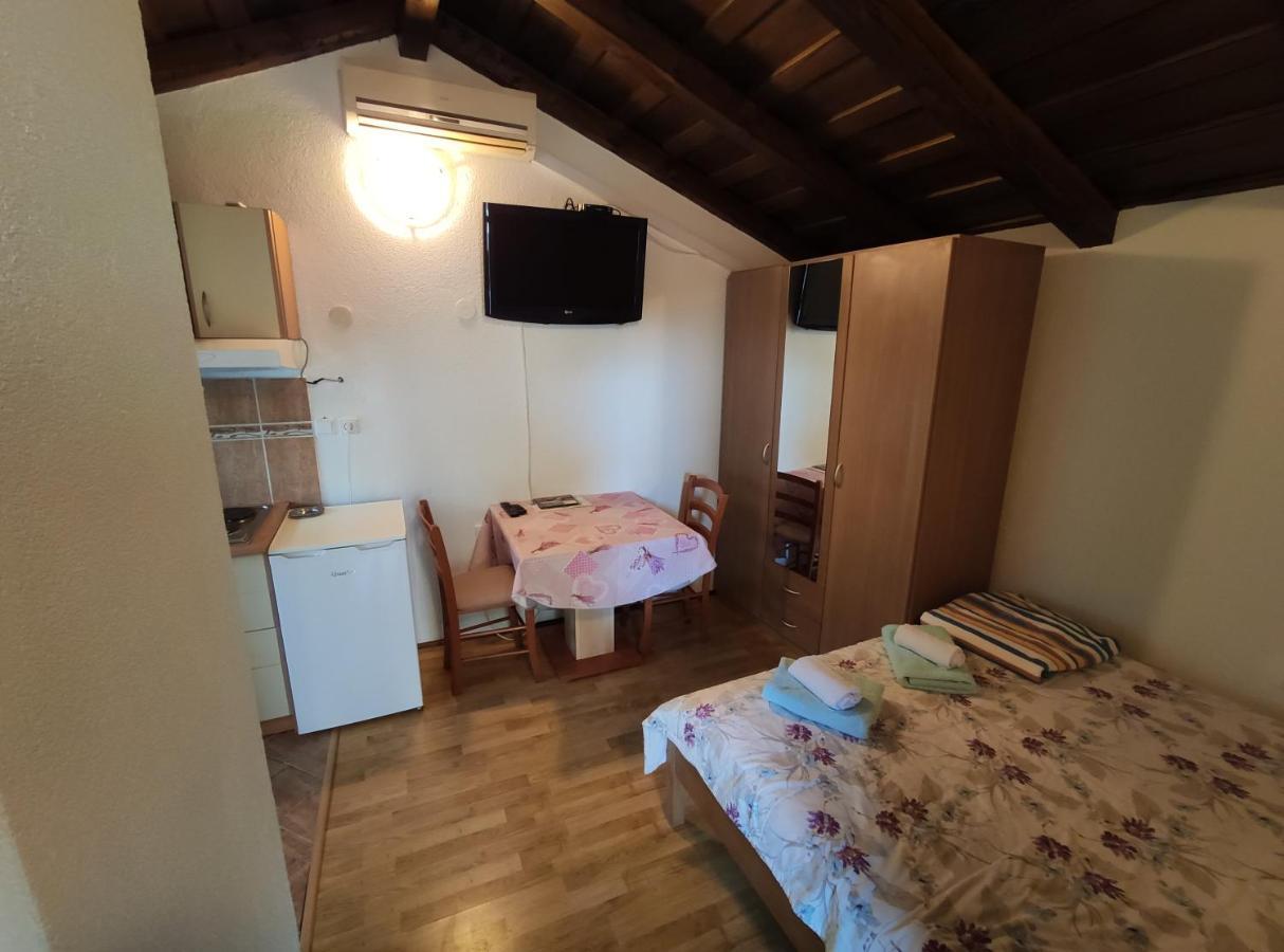 Apartments Vinetilia Мощеницька Драга Екстер'єр фото